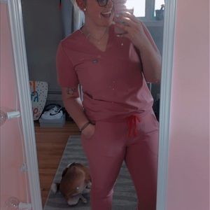 FIGS Zamora Jogger Chalk Pink M